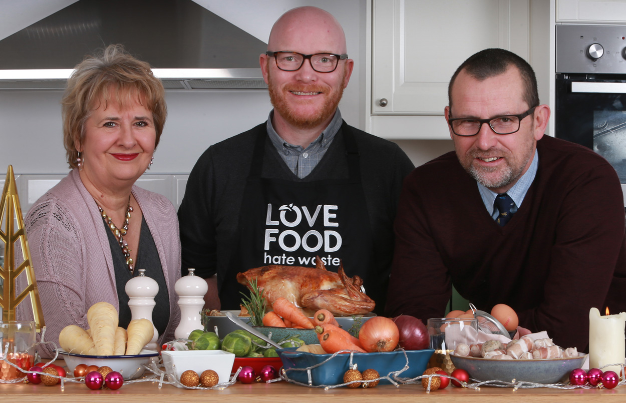  Environment Secretary Roseanna Cunningham, Chef Gary Maclean and Iain Gulland – Chief Executive